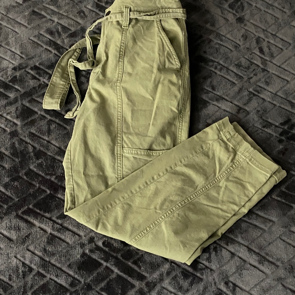 Universal Thread Sage Cargo Pants